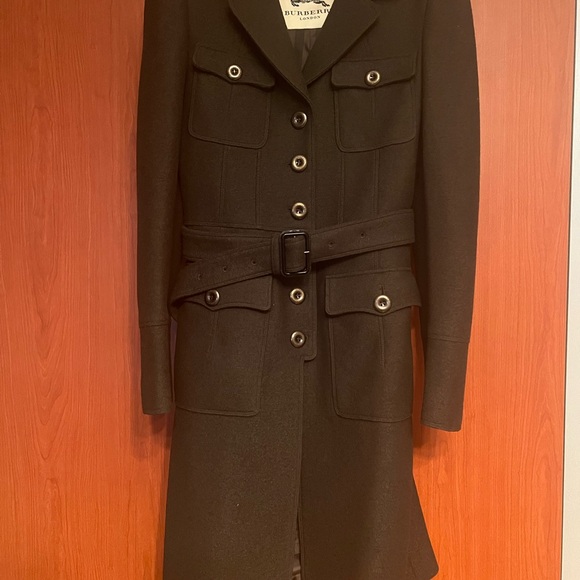 Burberry Jackets & Blazers - Burberry Black Wool Coat for Women